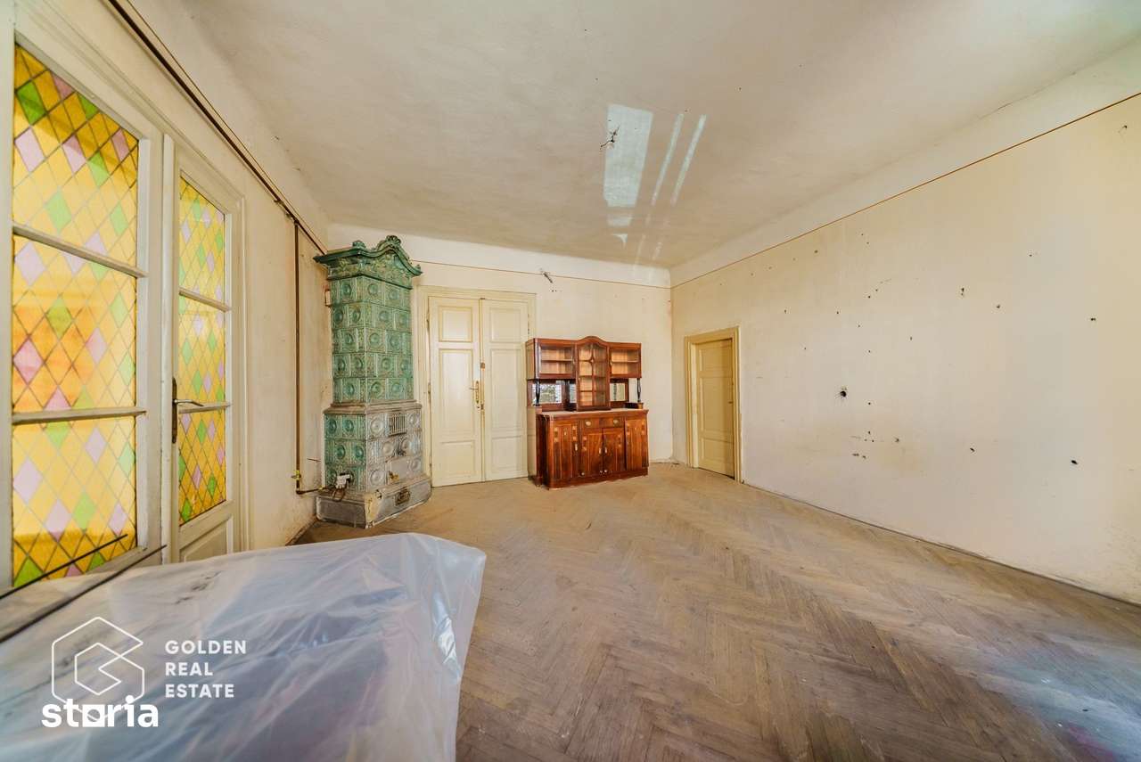 4 Camere la casă, 215mp+261mp teren, str Preparandiei — fotografia 3