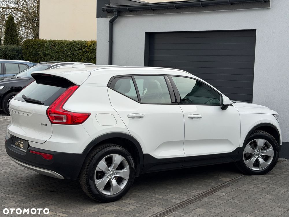 Volvo XC 40 B4 B DKG Momentum Pro - 29