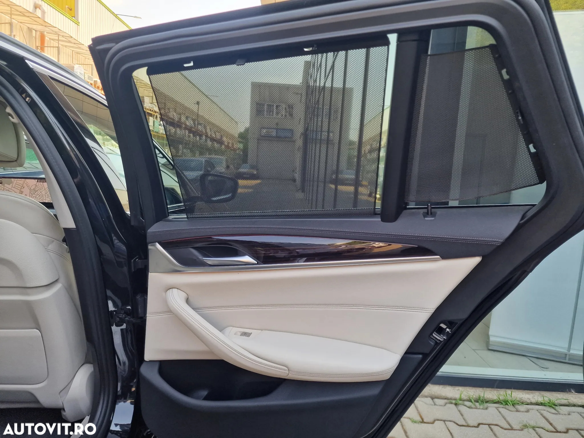 BMW Seria 5 518d AT MHEV - 27