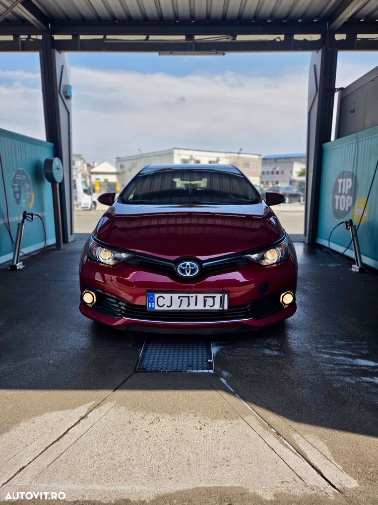 Toyota Auris - 1
