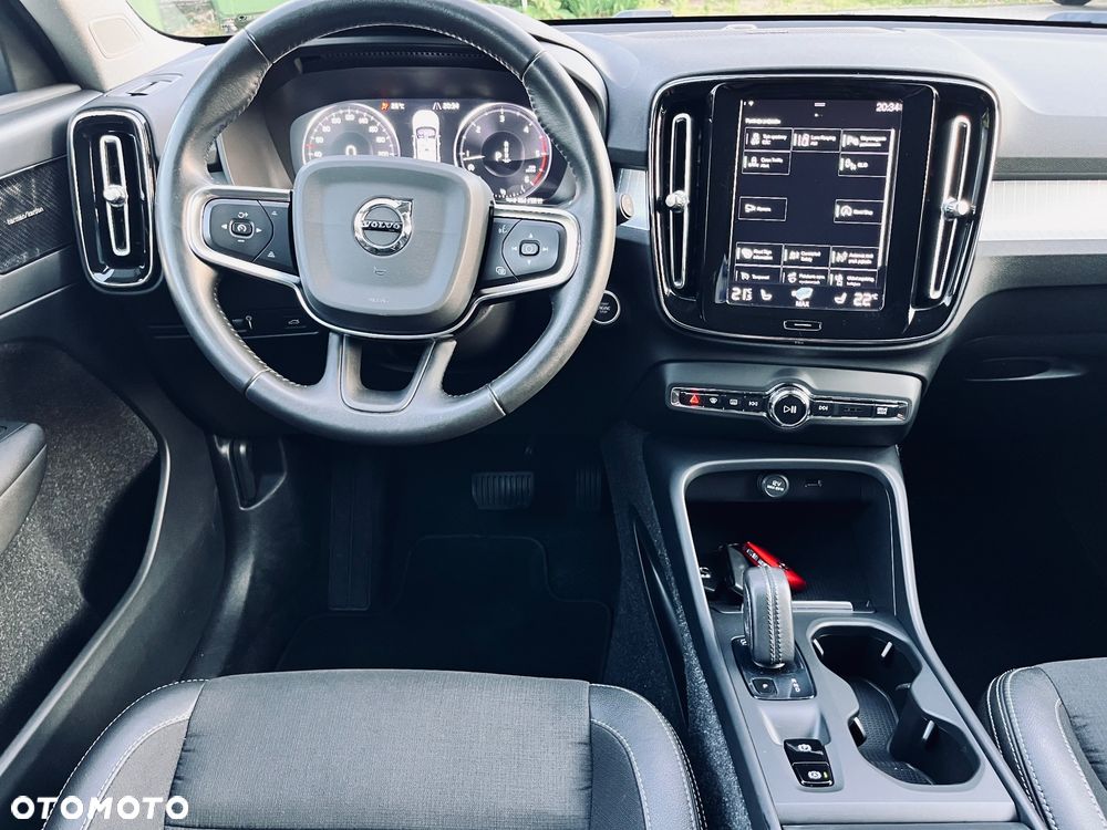 Volvo XC 40 - 21