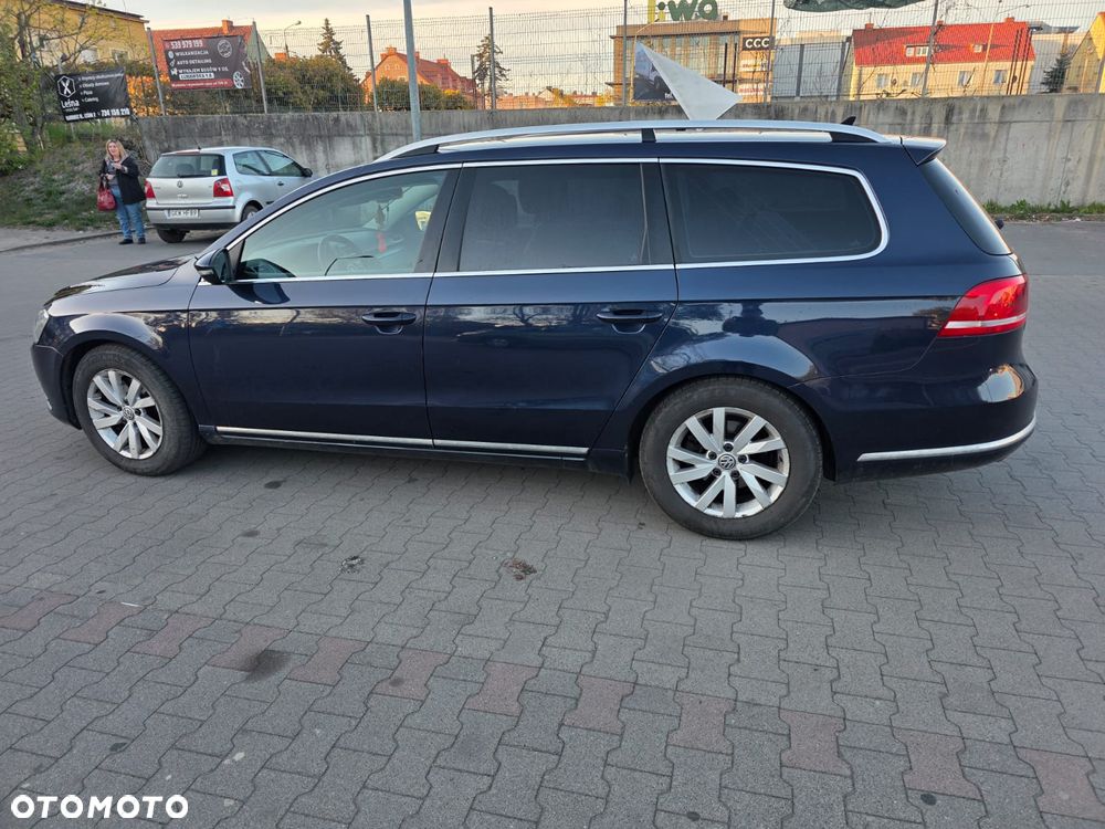 Volkswagen Passat - 7