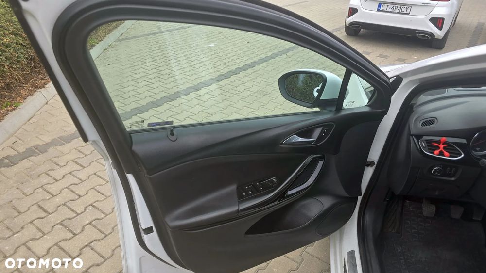 Opel Astra 1.6 CDTI Elite S&S - 9