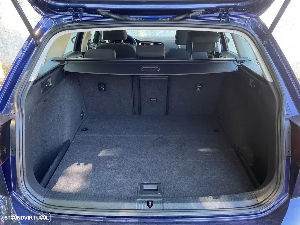 VW Golf Variant 1.6 TDi Confortline - 20
