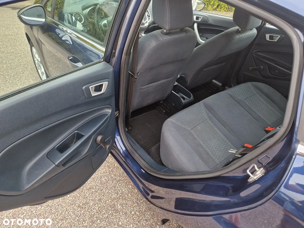 Ford Fiesta 1.4 Autom Titanium - 21