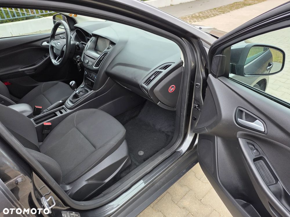 Ford Focus 1.0 EcoBoost Trend - 6