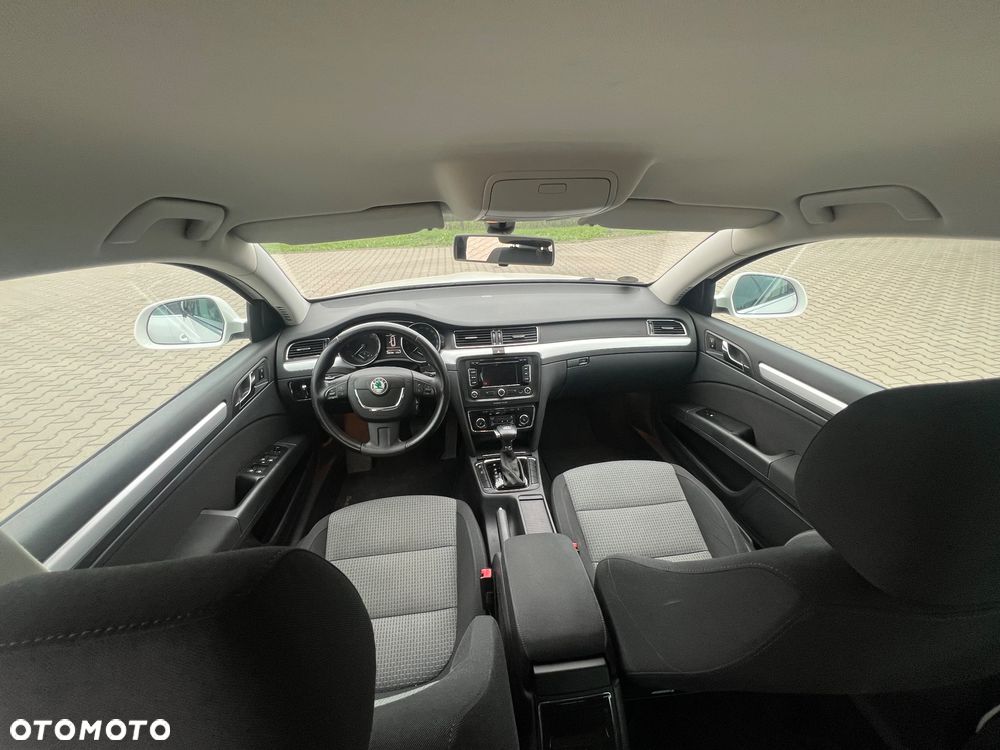 Skoda Superb - 19