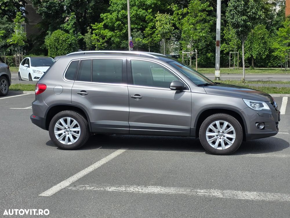 Volkswagen Tiguan - 10