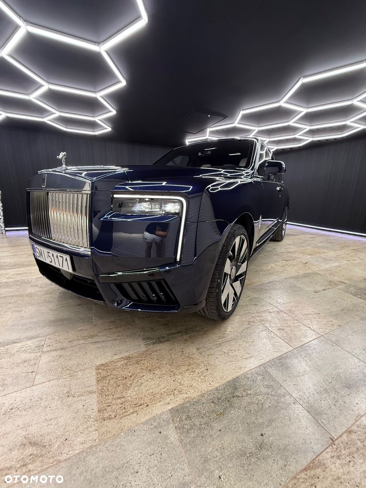 Rolls-Royce Cullinan - 6
