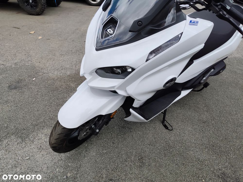 QJMOTOR MTX 125 - 10