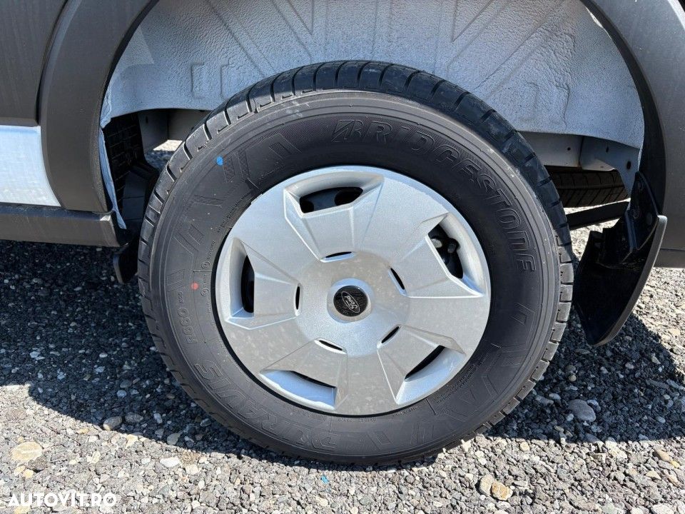Ford Transit - 17