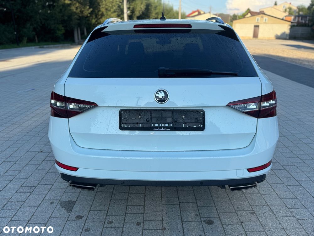 Skoda Superb 2.0 TSI 4x4 Sportline DSG - 8