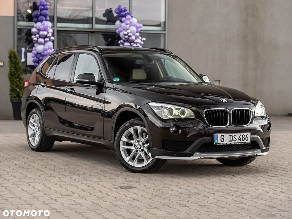BMW X1 xDrive20d Sport Line - 1