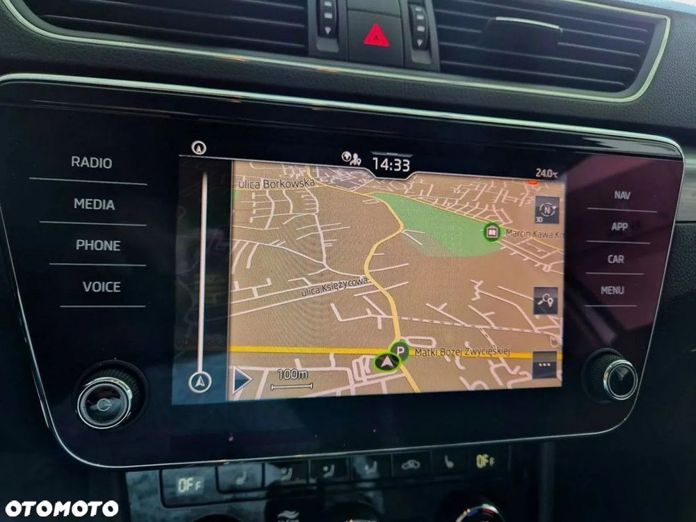 Skoda Superb 2.0 TSI Style DSG - 19