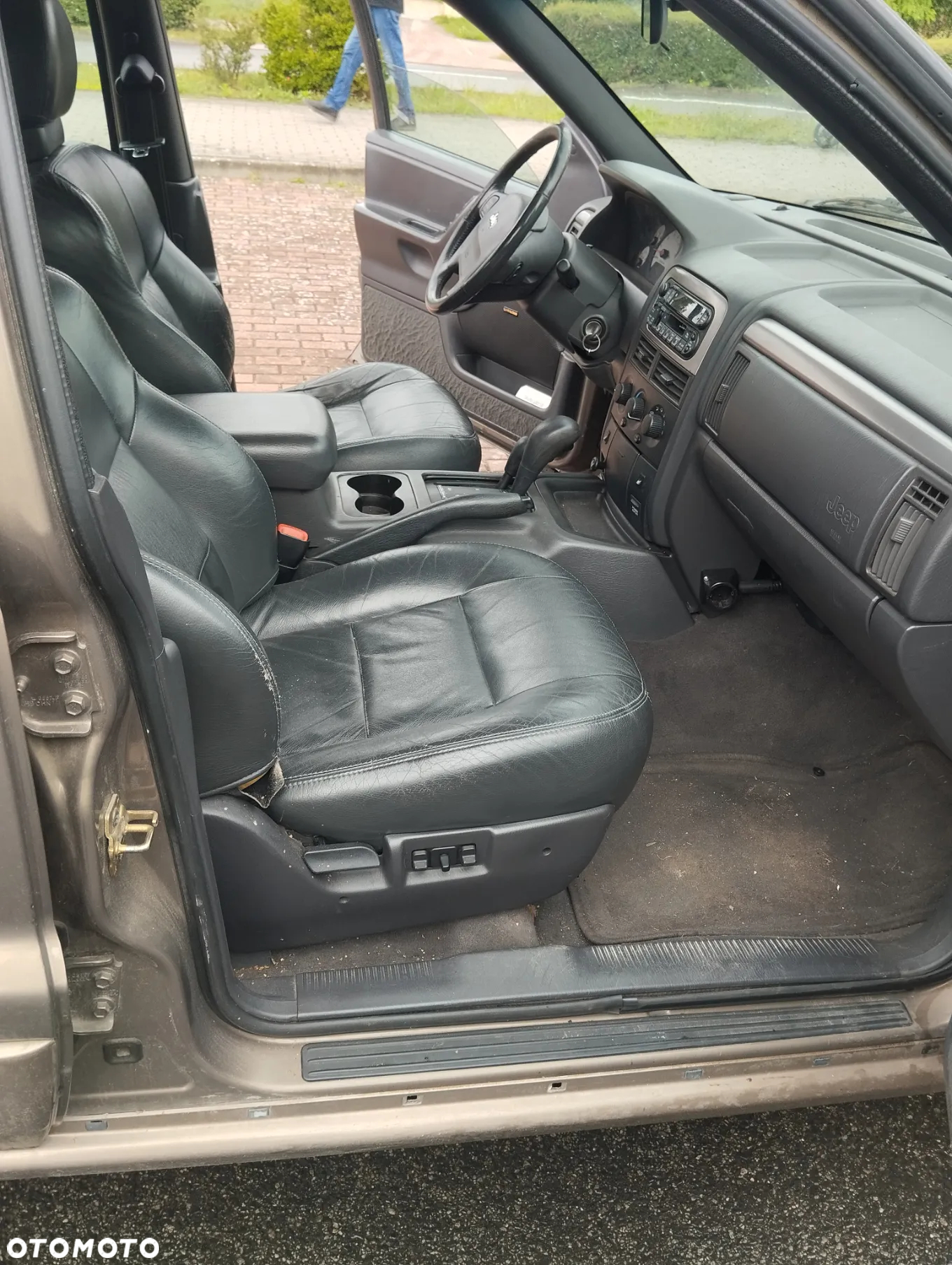 Jeep Grand Cherokee 4.0 Laredo - 12
