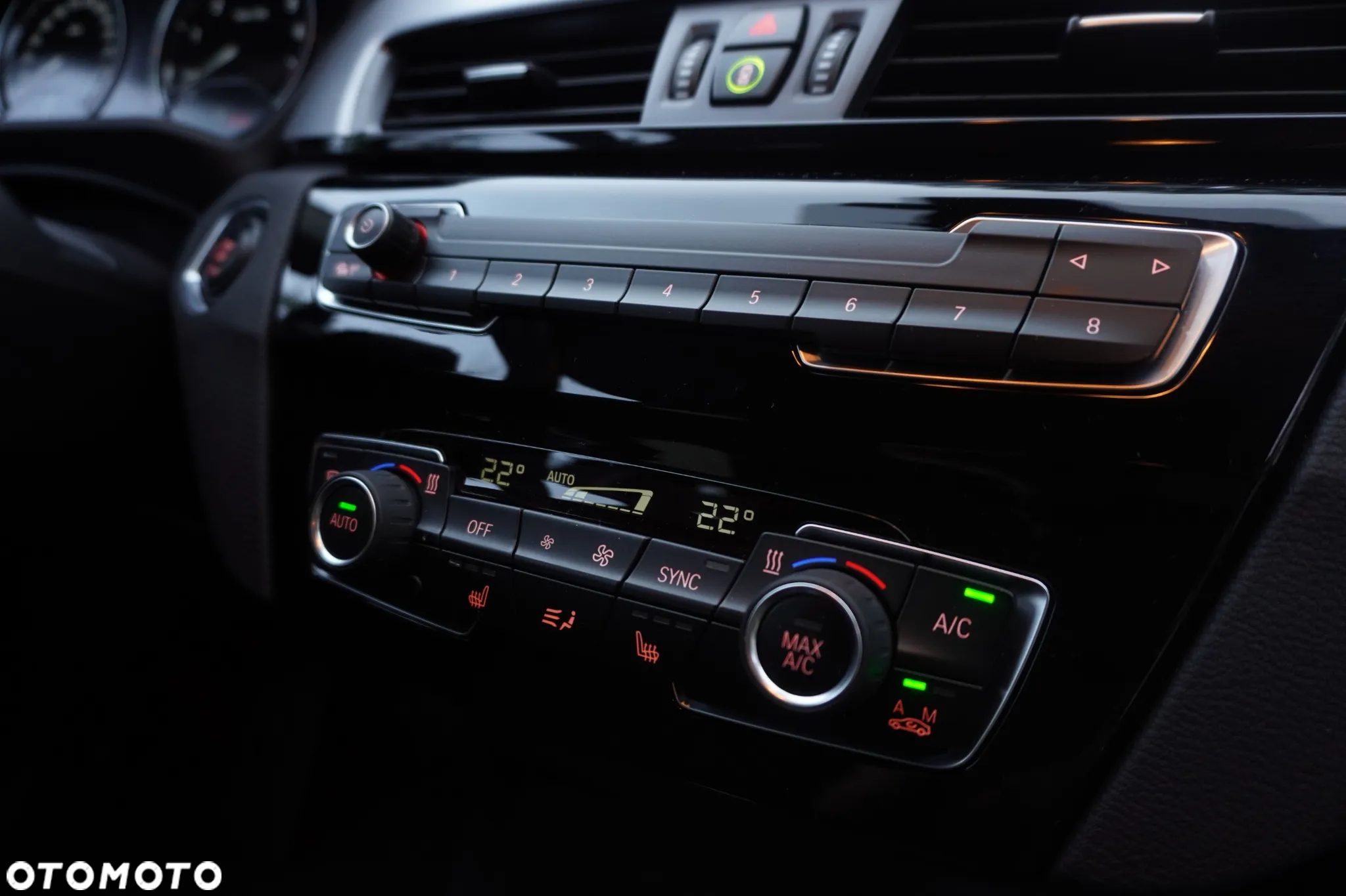 BMW X1 sDrive18i Advantage - 24