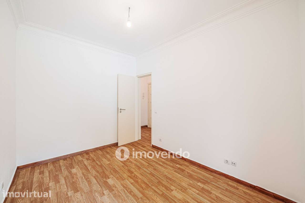 Apartamento T2 pronto a habitar, com espaço exterior, na Amadora - Grande imagem: 4/41