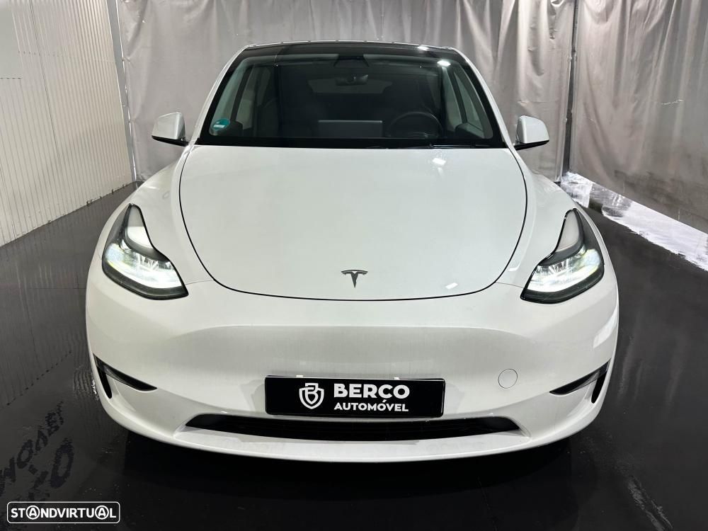 Tesla Model Y Performance Dual Motor AWD - 2