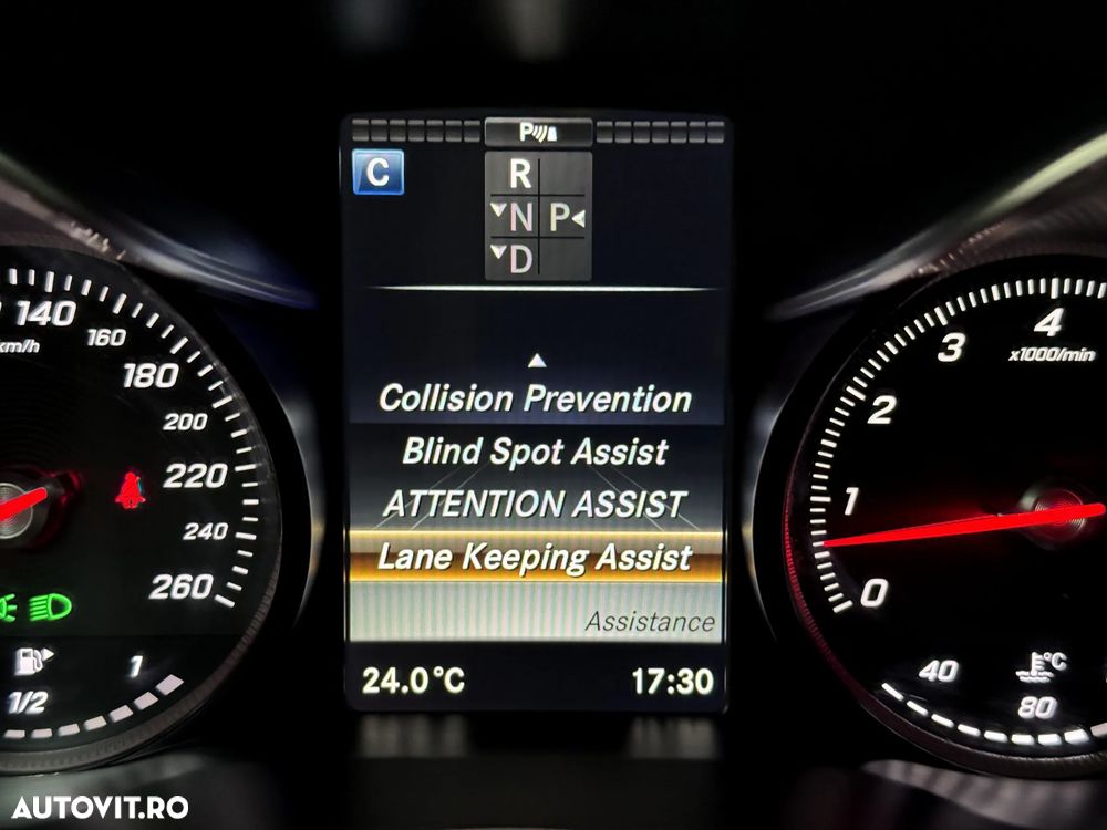Mercedes-Benz GLC Coupe 250 4Matic 9G-TRONIC AMG Line - 36
