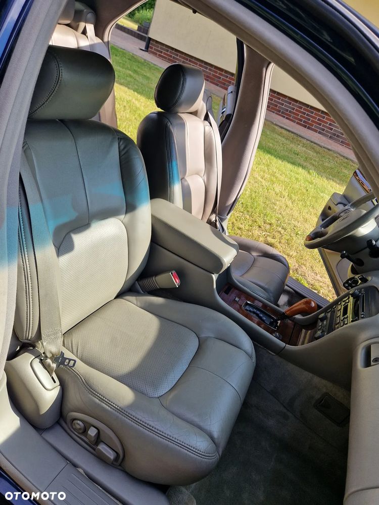 Cadillac Seville - 22