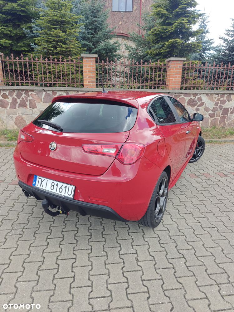 Alfa Romeo Giulietta 1.6 JTDM 16V - 13