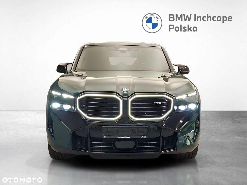 BMW XM - 9