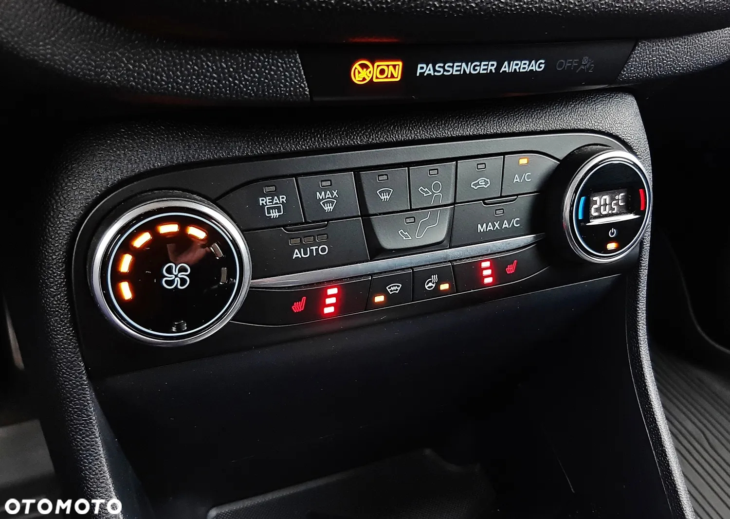 Ford Fiesta 1.0 EcoBoost Titanium ASS - 39