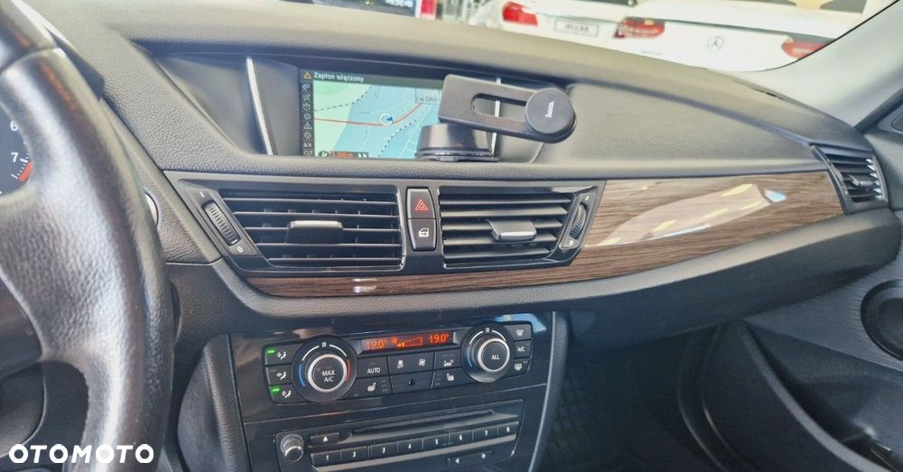 BMW X1 xDrive28i - 26