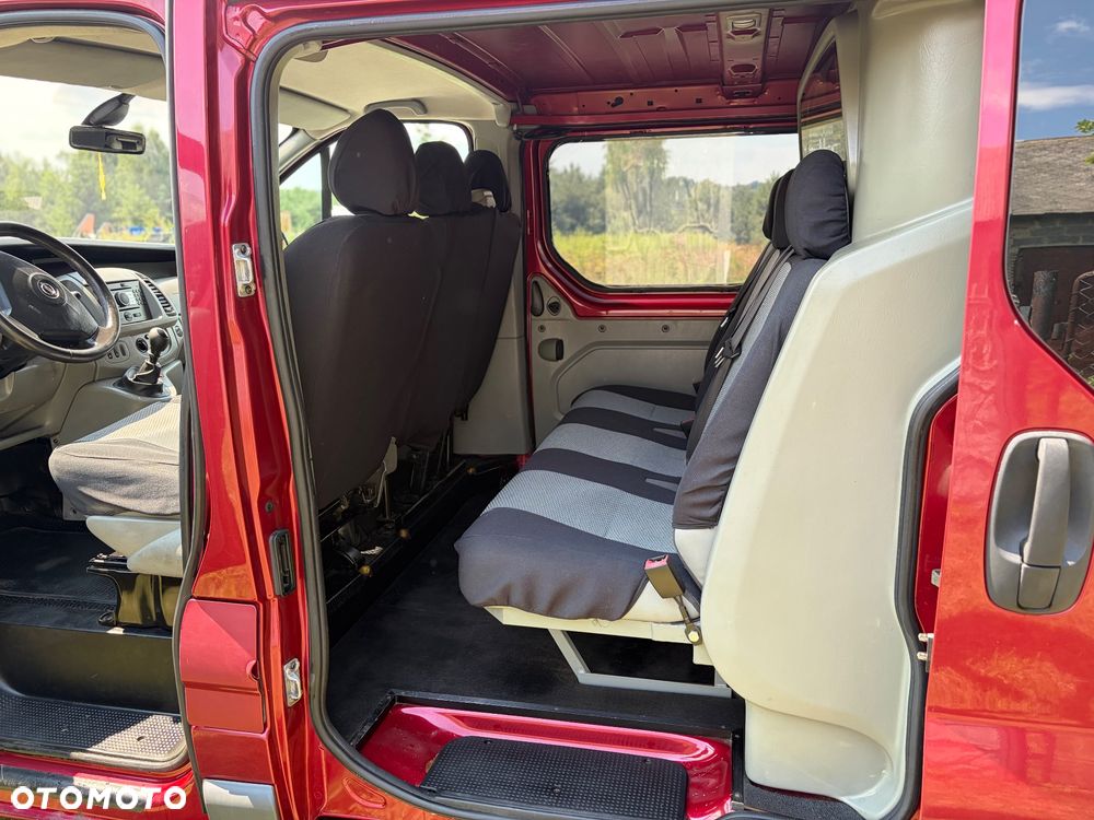 Opel Vivaro L2H1 2.9t - 11