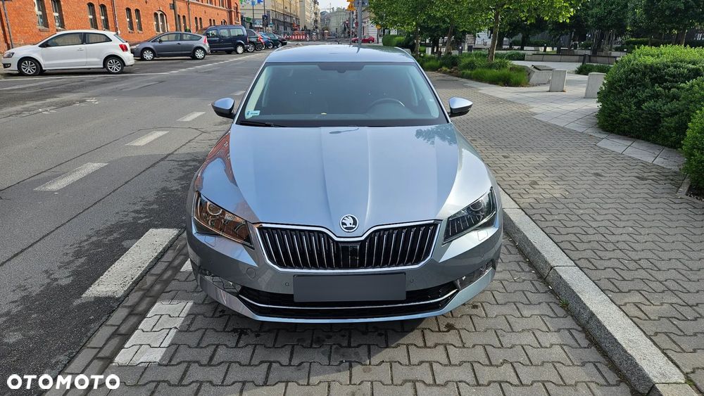 Skoda Superb 1.5 TSI ACT Style - 4