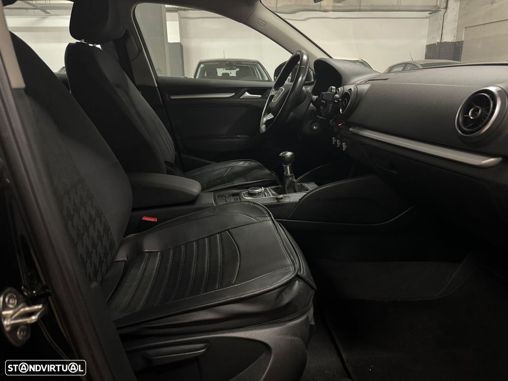 Audi A3 Sportback 1.6 TDI Attraction - 18