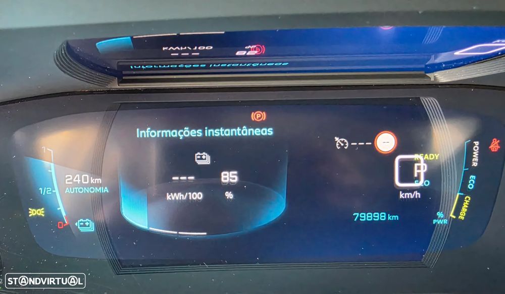 Peugeot e-2008 — fotografia 15
