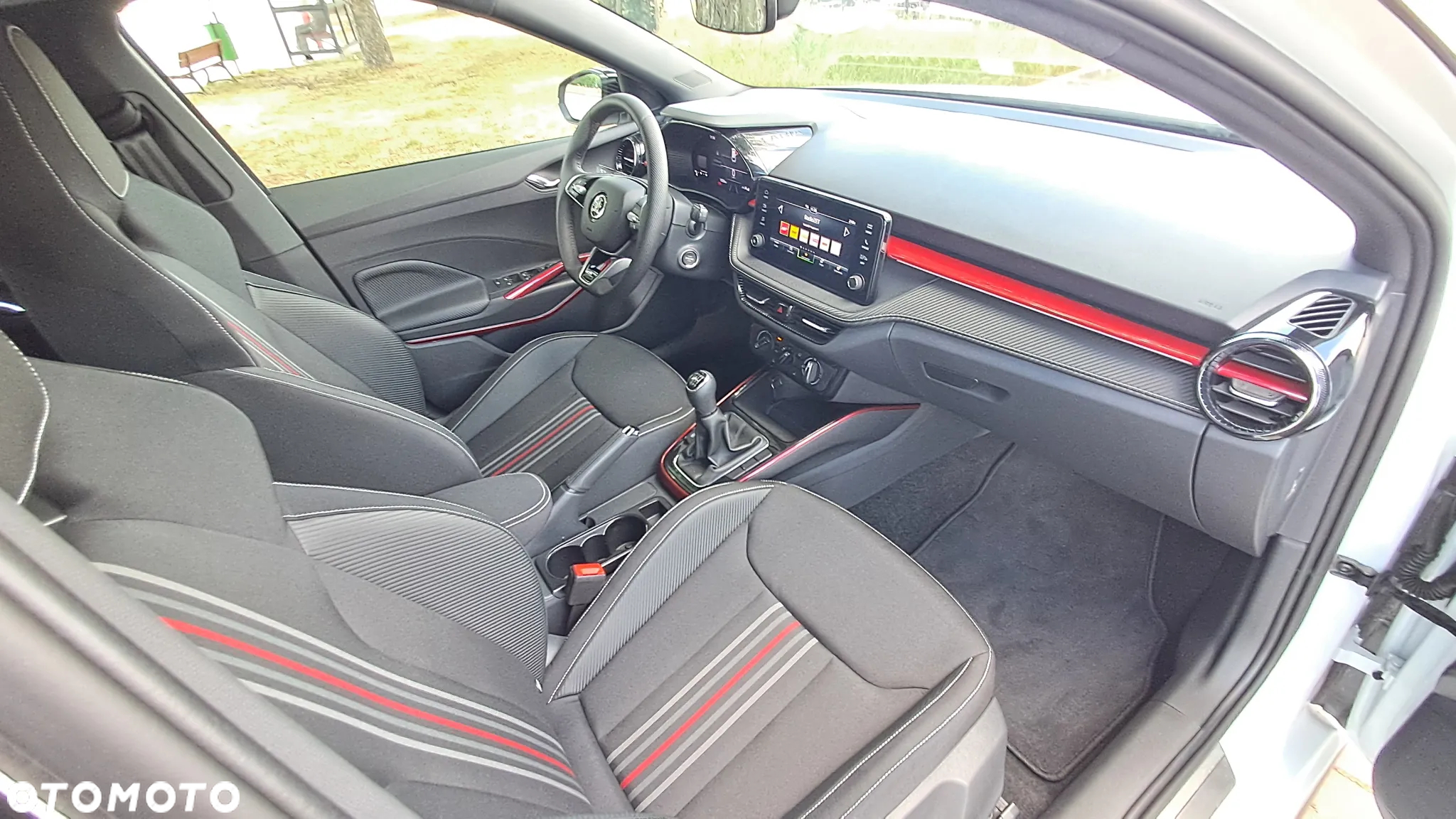 Skoda Fabia 1.0 TSI Monte Carlo - 6