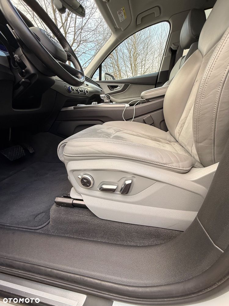 Audi Q7 - 13