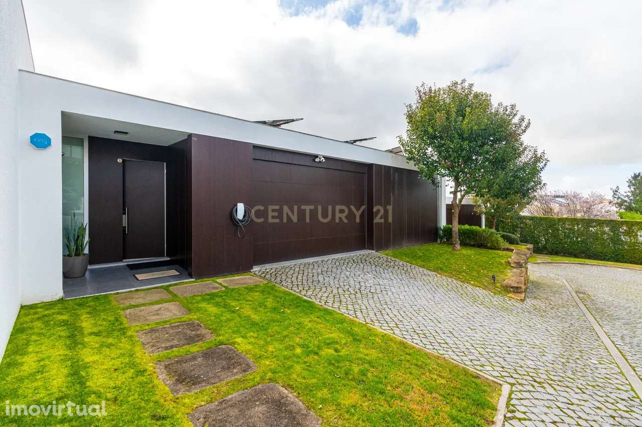 Pena Design Village | Moradia T4 com piscina aquecida a Arte de Viver - Grande imagem: 3/60