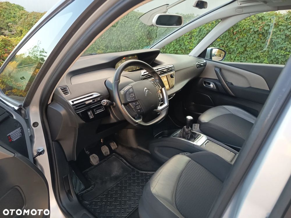Citroën C4 Grand Picasso e-HDi 115 Exclusive - 12