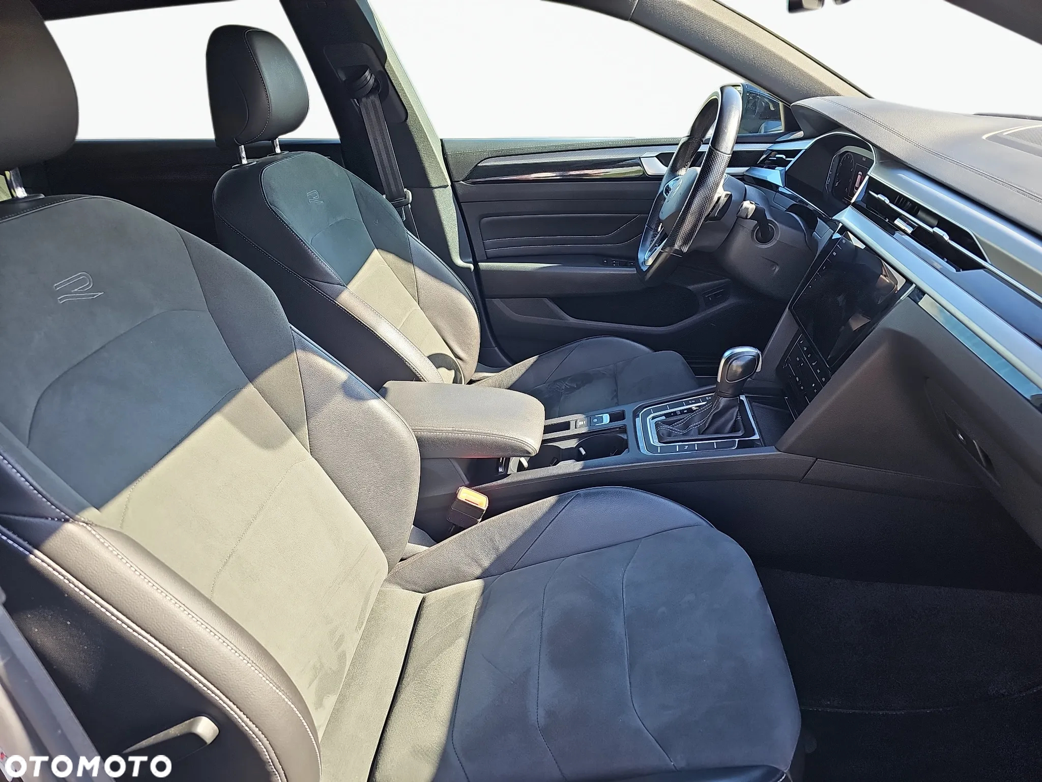 Volkswagen Arteon 2.0 TSI R-Line DSG - 10