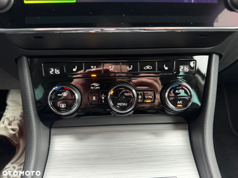 Skoda Superb 2.0 TDI DSG Ambition - 30