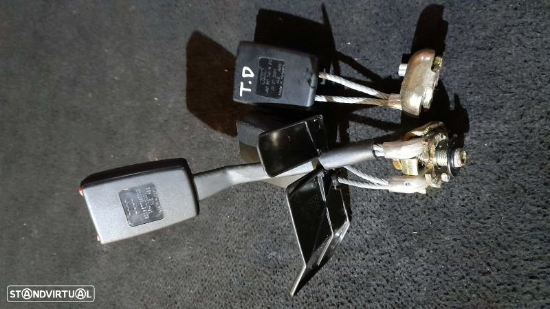 Engate Cinto Trás Audi A6 (4B2, C5) - 2