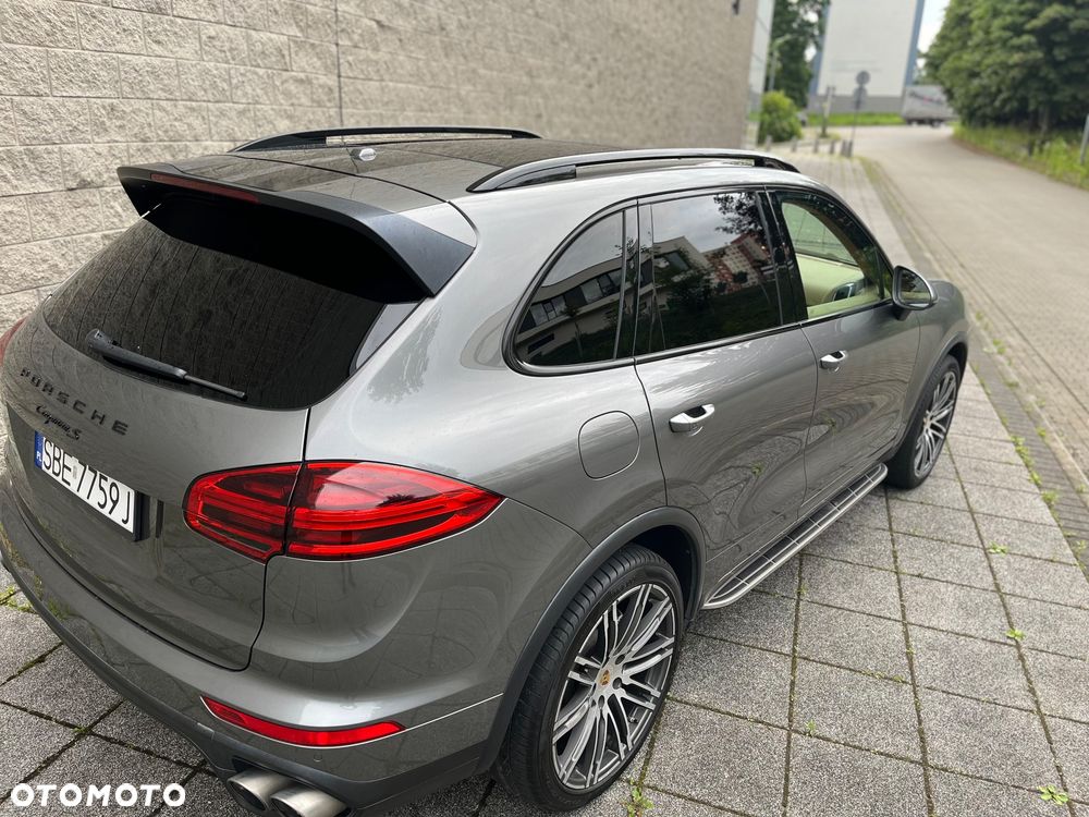 Porsche Cayenne S Platinum Edition - 8