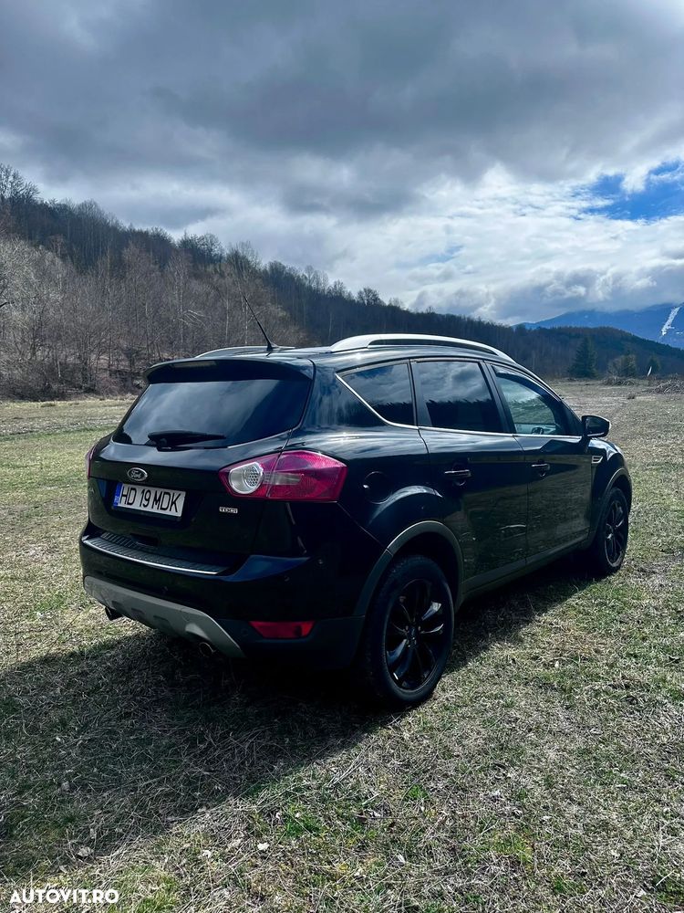 Ford Kuga - 3