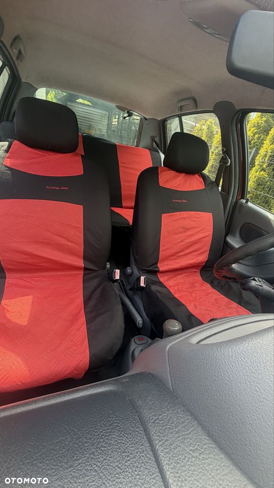 Renault Clio - 2