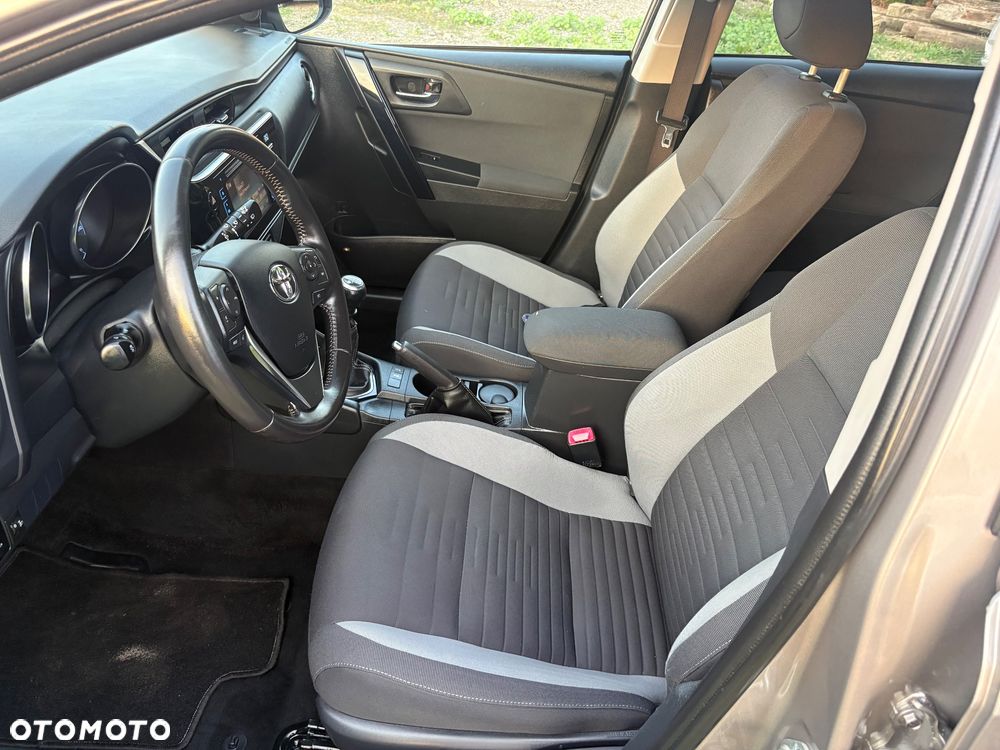 Toyota Auris 1.2 T GPF Premium - 29
