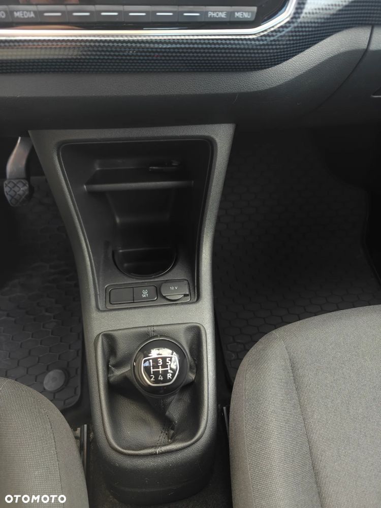 Volkswagen up! 1.0 move - 10