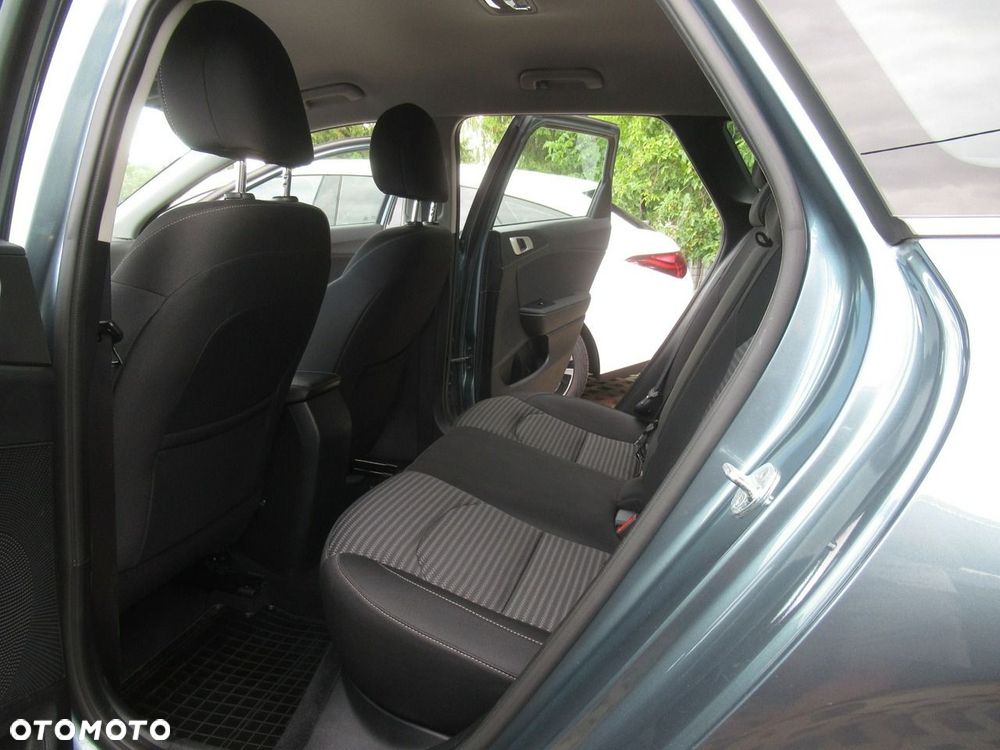 Kia Ceed 1.5 T-GDI M - 7