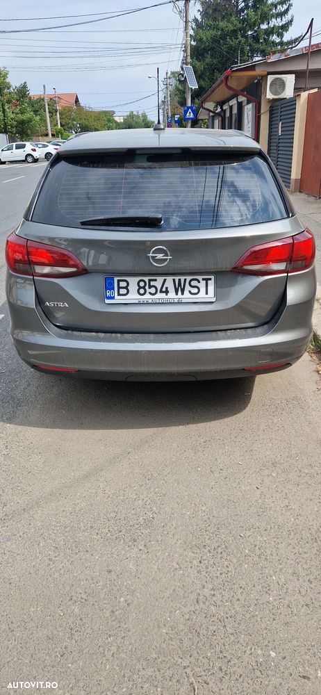 Opel Astra 1.5 D Start/Stop Sports Tourer Automatik Business Edition - 2