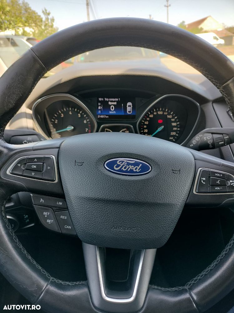 Ford Focus 1.0 EcoBoost Start Stop Titanium - 5