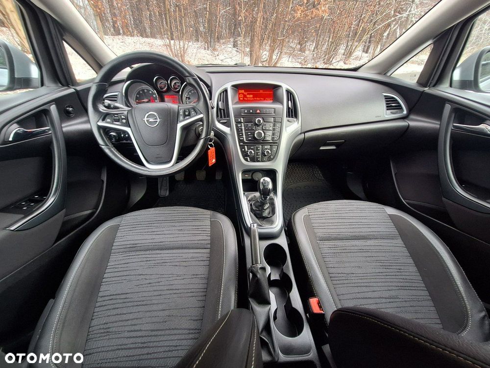 Opel Astra 1.4 Turbo Edition - 13