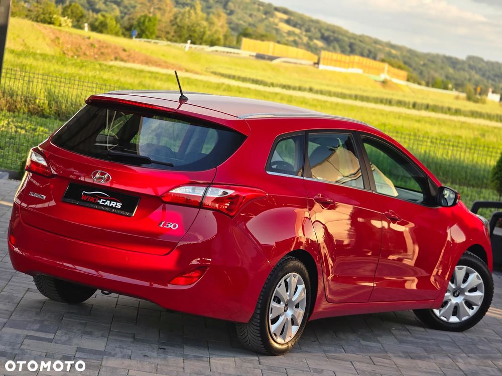 Hyundai i30 blue 1.6 GDI Passion - 17