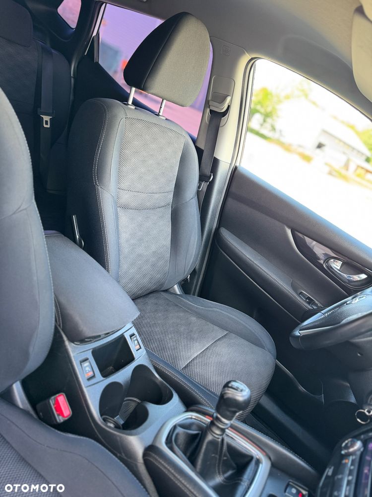 Nissan Qashqai - 16